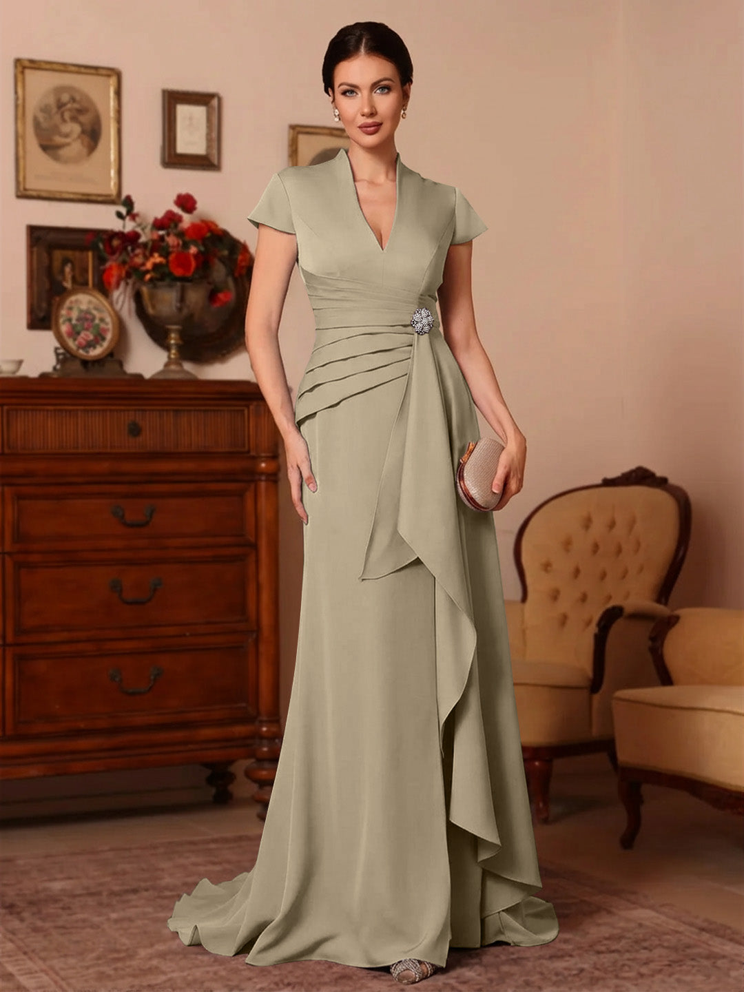 Trompette/Sirène Col en V Satin Extensible Robes Mère de La Mariée Manches Courtes Longueur du Sol Froufrous