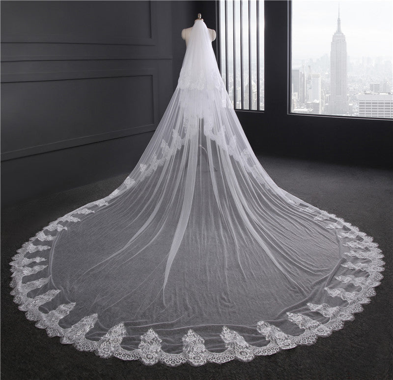 Voile de Mariage en Dentelle à Un Niveau Extra Large de 3 M de Long avec Appliques