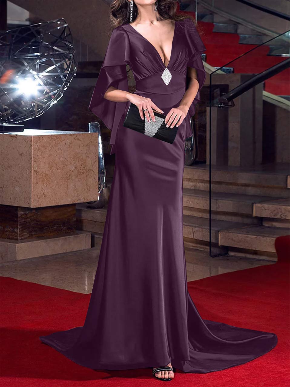 Robe de Soirée Sirène/Trompette à Décolleté Plongeant et Traîne Courte avec Cristaux