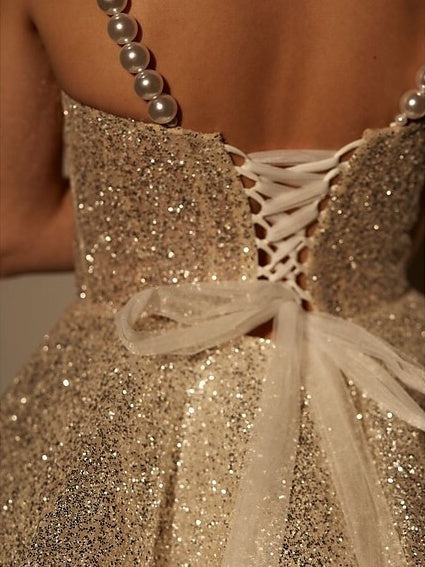 Robe de Soirée Courte/Mini à Bretelles Spaghetti, Coupe A-Line/Princess, Sans Manches, pour Cocktail, Soirée, Bal, Retour à la Maison, avec Paillettes