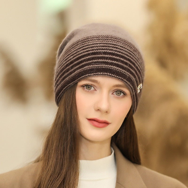 Chapeau Ample Coupe-Vent pour Femme, Confortable, pour L'Extérieur, la Maison, le Quotidien, en Tricot, à Rayures, avec lettres