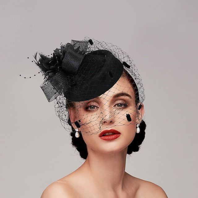Fascinators Net Funeral Horse Race avec Coiffe de Fleurs en Plumes