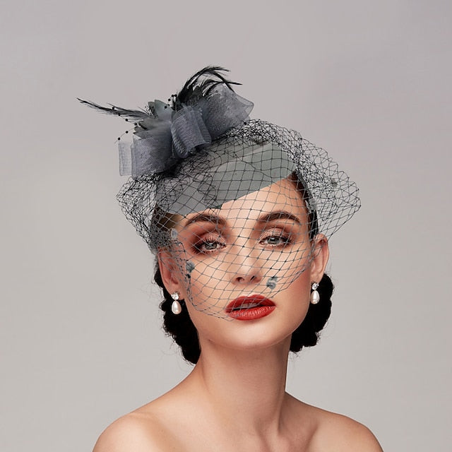 Fascinators Net Funeral Horse Race avec Coiffe de Fleurs en Plumes