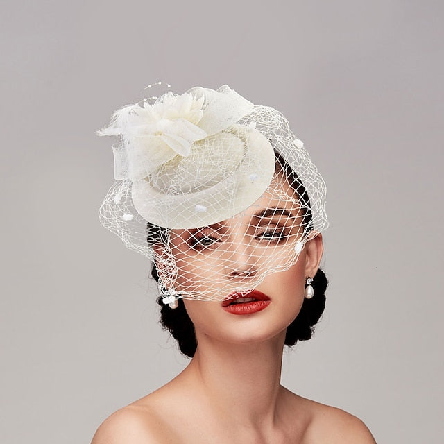 Fascinators Net Funeral Horse Race avec Coiffe de Fleurs en Plumes