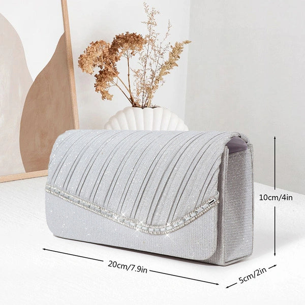 Pochettes et Sacs de Soirée Charmants, Délicats et Brillants