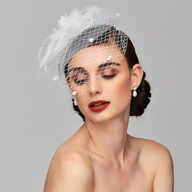 Chapeaux Fascinateurs Élégants avec Bandeau à Clip, Couvre-Chef à Plumes et Fleurs Florales