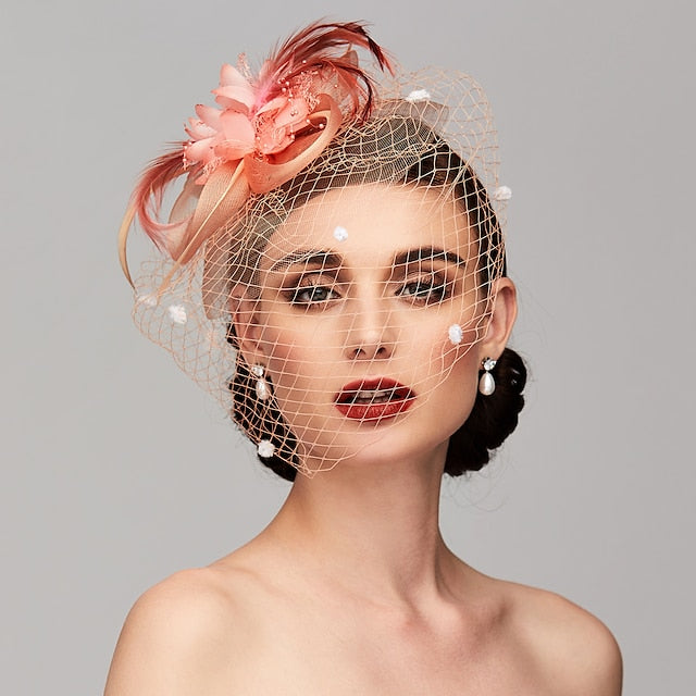 Chapeaux Fascinateurs Élégants avec Bandeau à Clip, Couvre-Chef à Plumes et Fleurs Florales