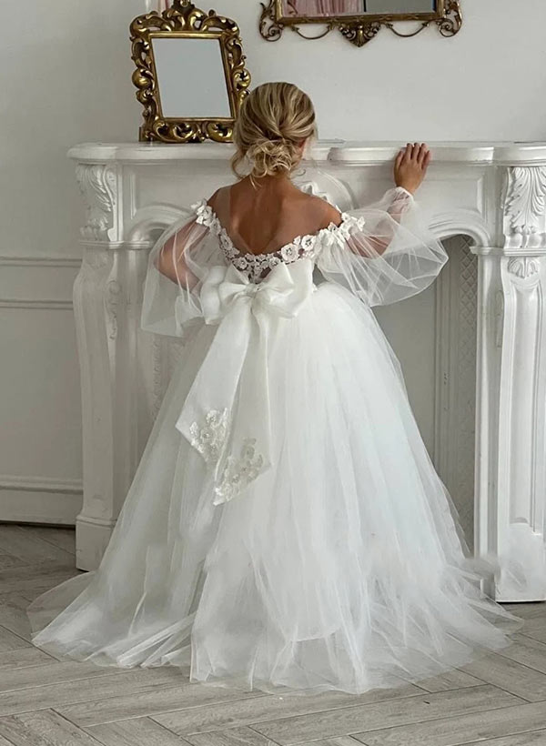 Robe de Demoiselle D'Honneur en Tulle à Épaules Dénudées, Coupe A-Line/Princesse, avec Appliques et Nœud