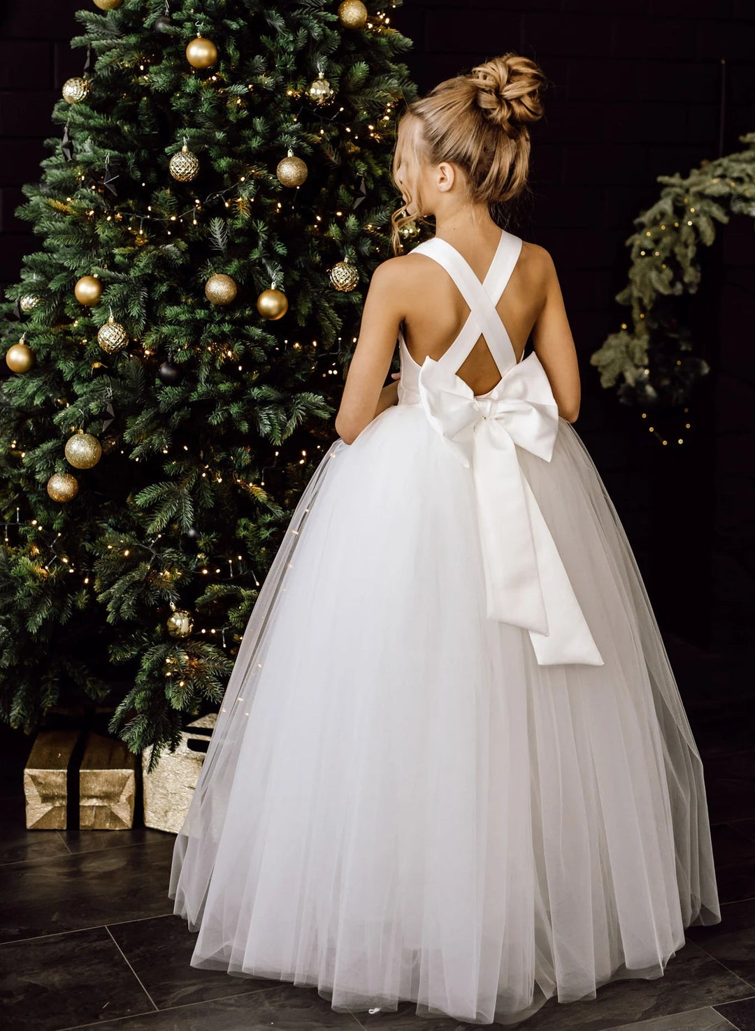 Robe de Demoiselle D'Honneur en Tulle à Col en V et Coupe Princesse avec Nœud