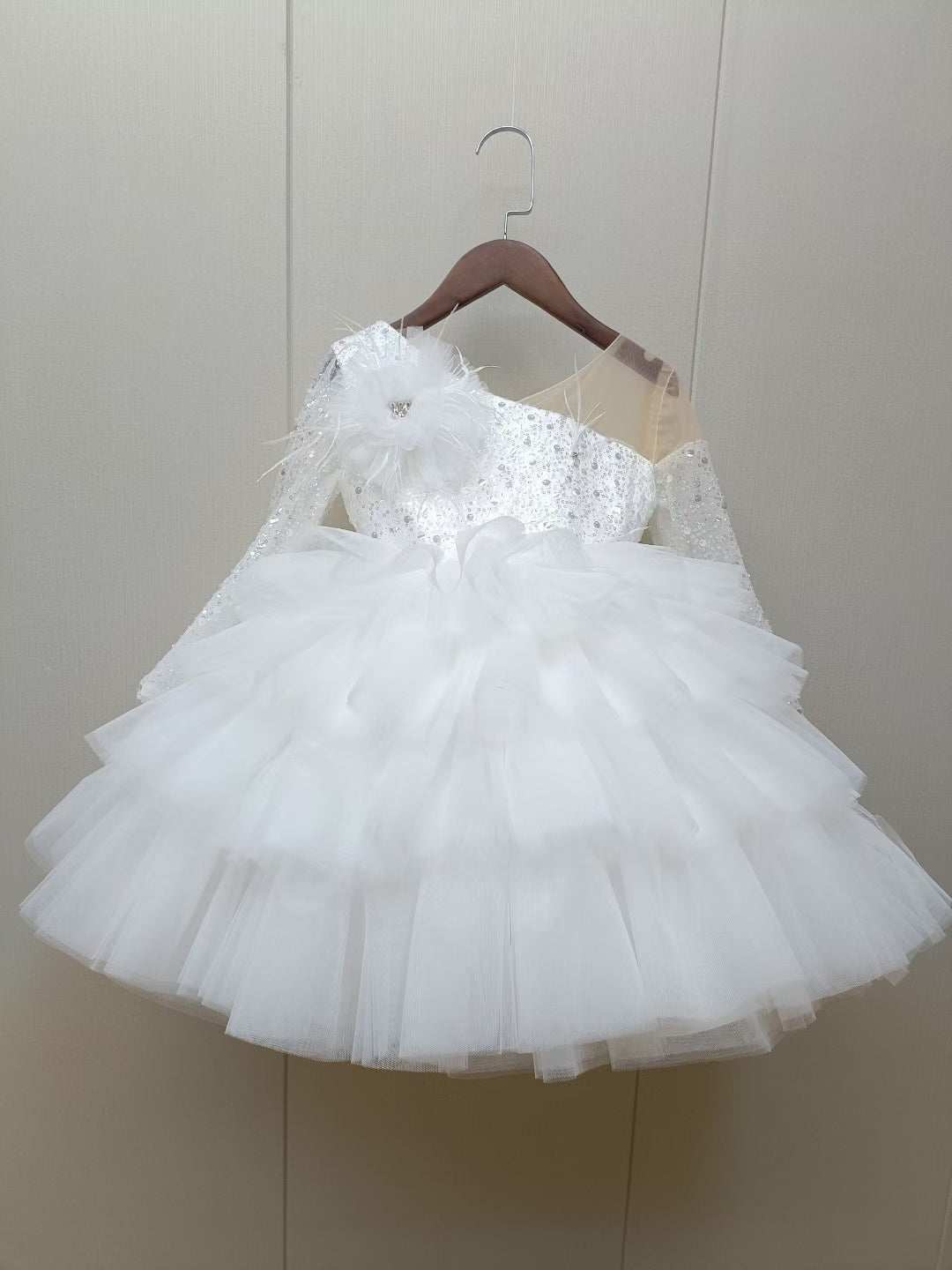 Robe de Bal à Manches Longues et Longueur Genou pour Bébé Fille, Robe de Soirée Superposée avec Fleurs et Plumes