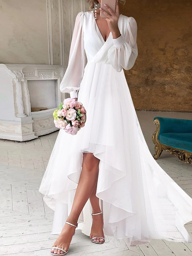 Robe de Mariée Asymétrique à Col en V et Coupe Princesse