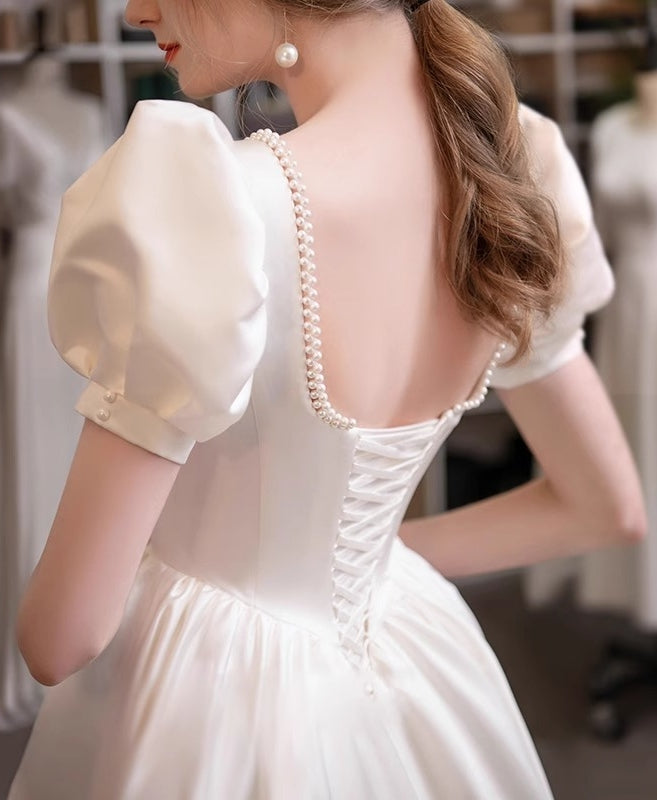 Robe de mariée coupe A/Princesse, Col Arrondi, Manches Bouffantes, Longueur Cheville, Plissée, avec Laçage et Perles