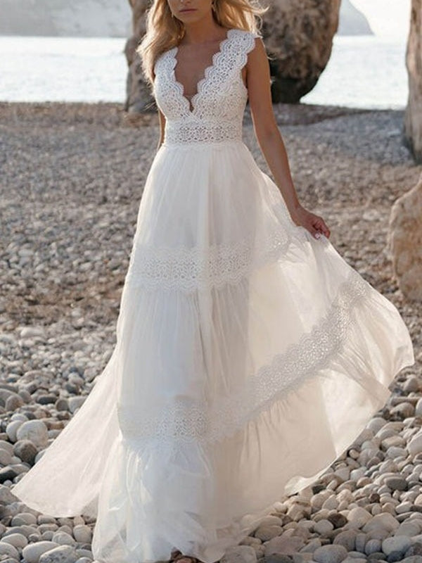 Robe De Mariée Forme A/Princesse, Col V, Sans Manches, Traîne Légère, Avec Appliques En Dentelle