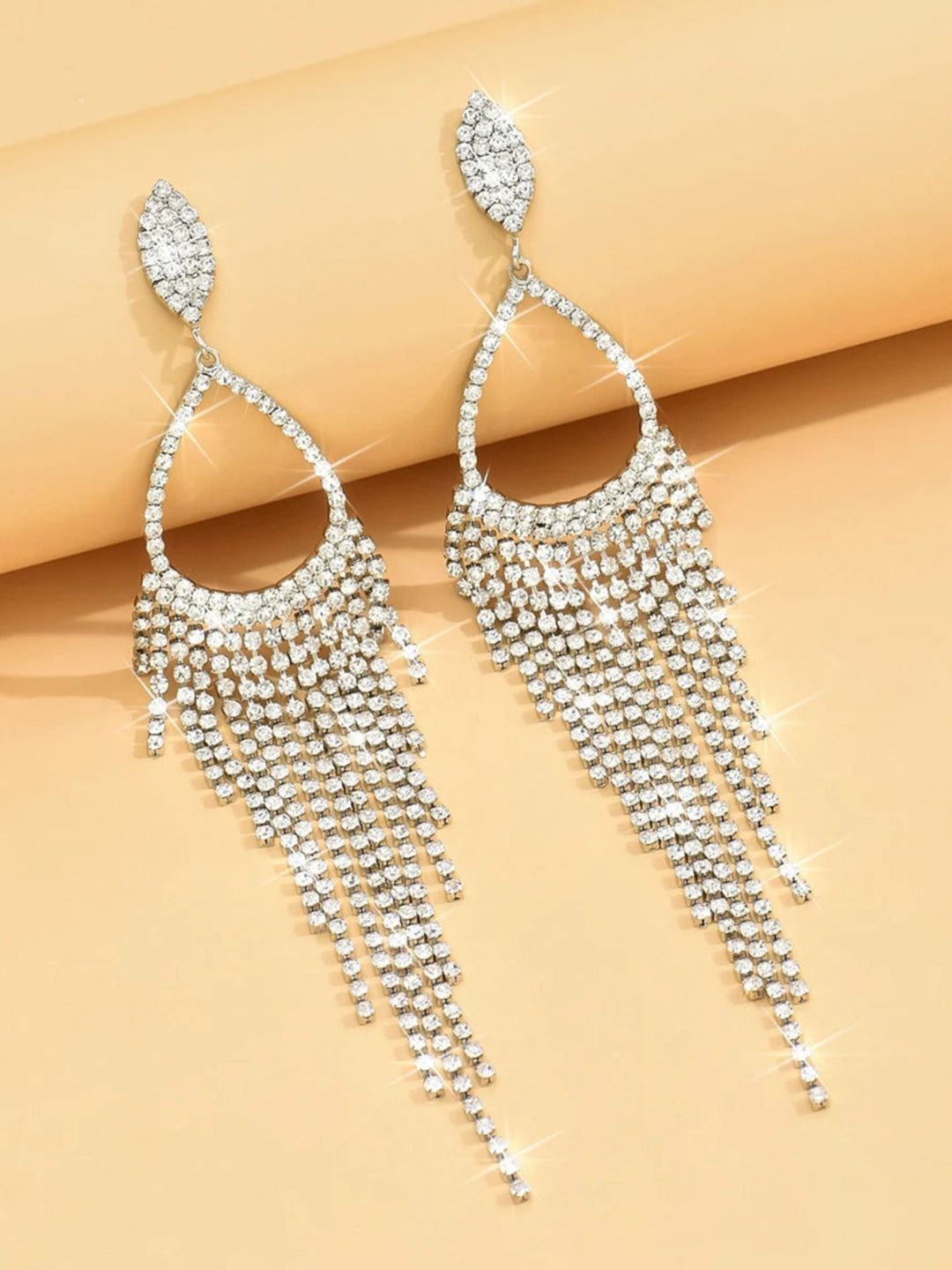 Boucles D'Oreilles Longues en Forme de Larme avec Pampilles en Cristal de Luxe en Argent pour Femmes