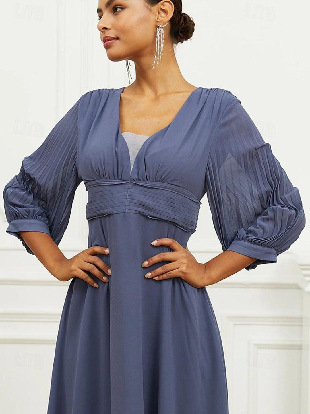 Boucles D'Oreilles Longues Élégantes et Luxueuses en Cristal à Pampilles