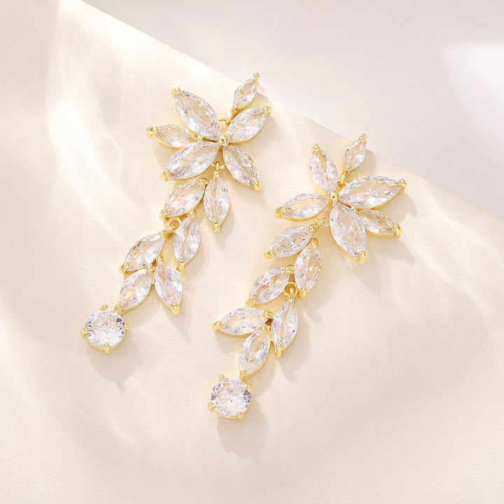 Boucles D'Oreilles Longues en Diamant Élégantes et Classiques pour Tous les Jours