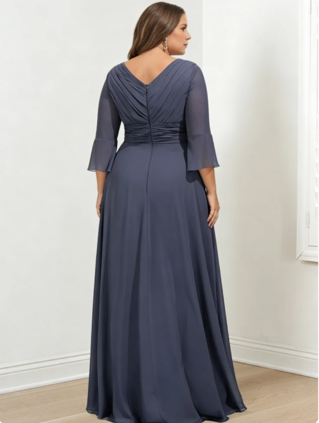 Robe de Mère de la Mariée Asymétrique Grande Taille à Volants, Coupe A-Line/Princess, Col en V, Manches 3/4