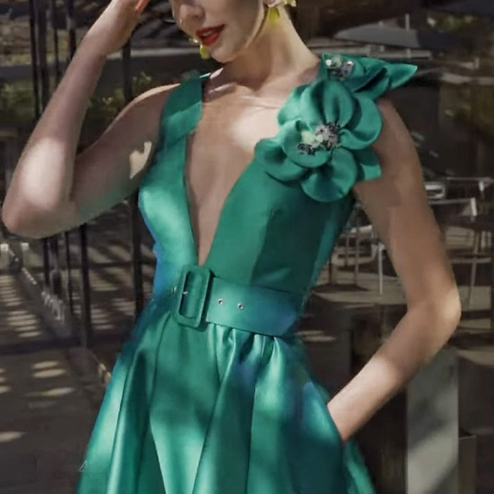 Robe de Mère de la Mariée Coupe A-Line/Princess, Col en V, Sans Manches, Longueur Thé, avec Ceinture