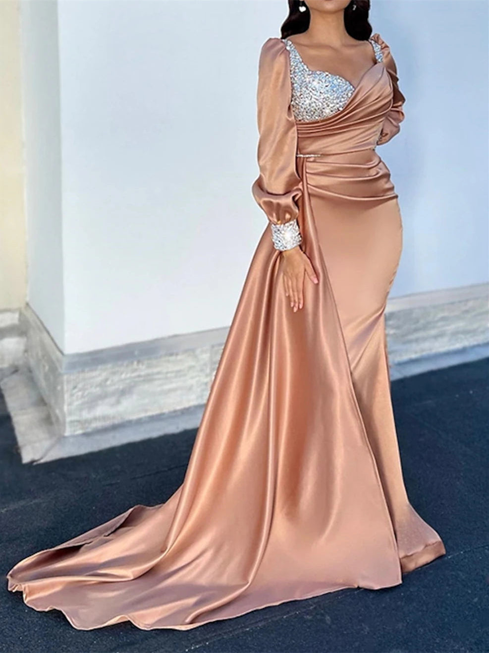 Robe de Soirée Trapèze/Princesse à Manches Longues et Traîne avec Fronces Pailletées