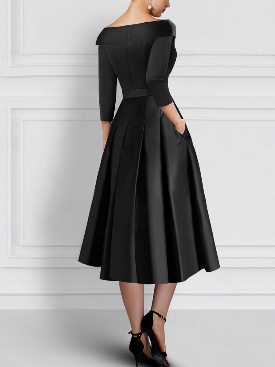 Robe de Mère de la Mariée Élégante Coupe A-Line/Princess à Col en V et Longueur Thé avec Appliques