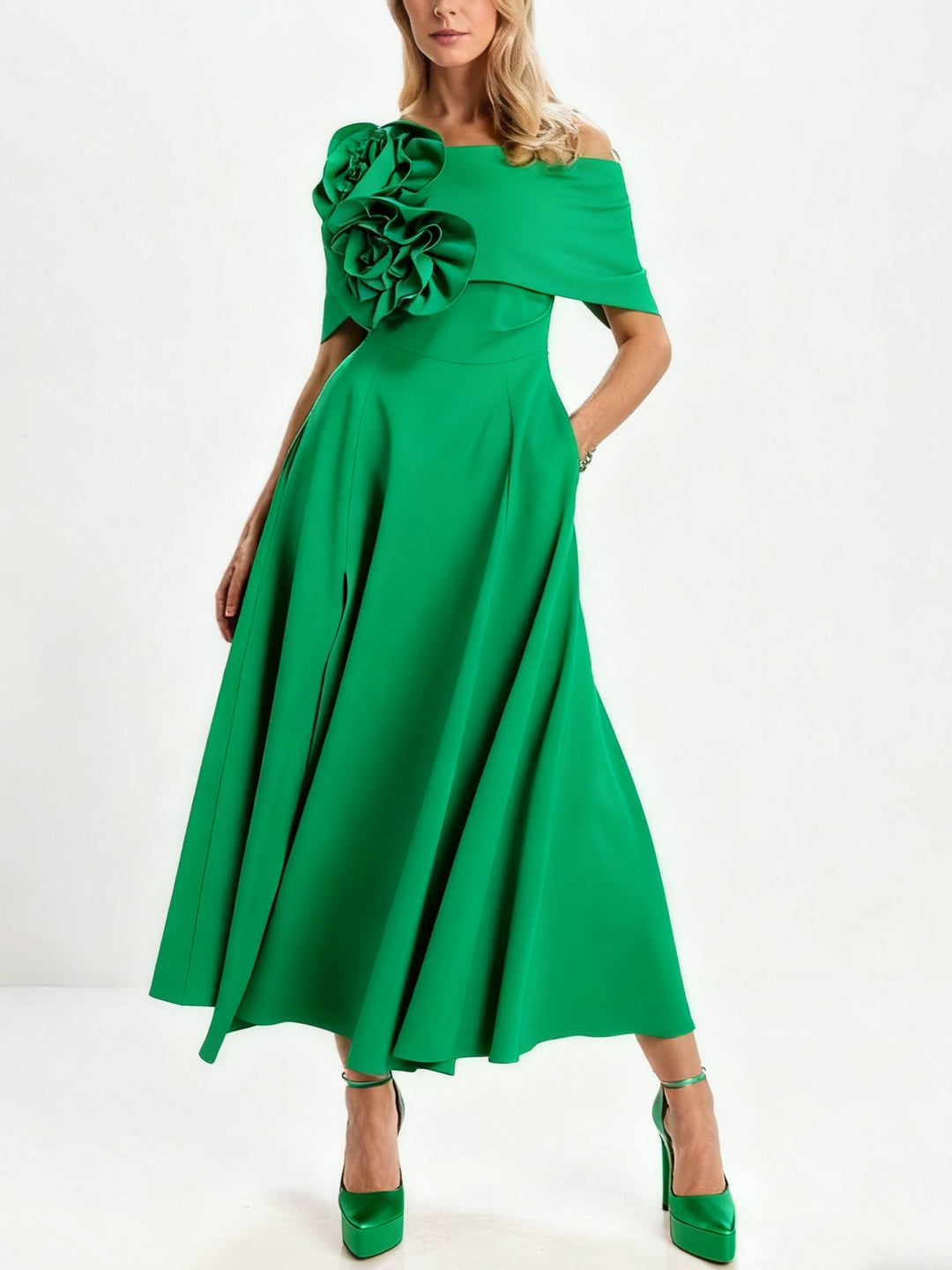 Ligne A/Princesse Hors de l'Épaule Longueur de Thé Robes Mère de La Mariée avec 3D Fleurs