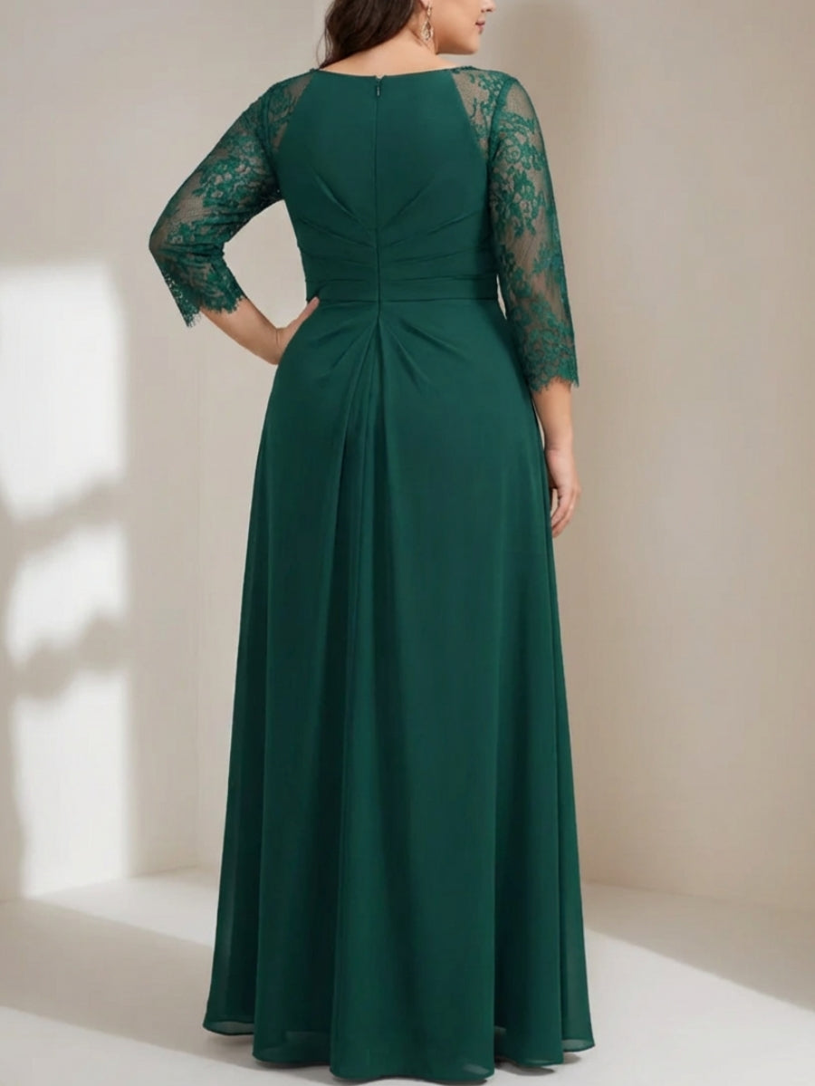 Robe mère de la mariée, taille plus, coupe A/ princesse, col rond, longueur sol, volants, dentelle, manches 3/4