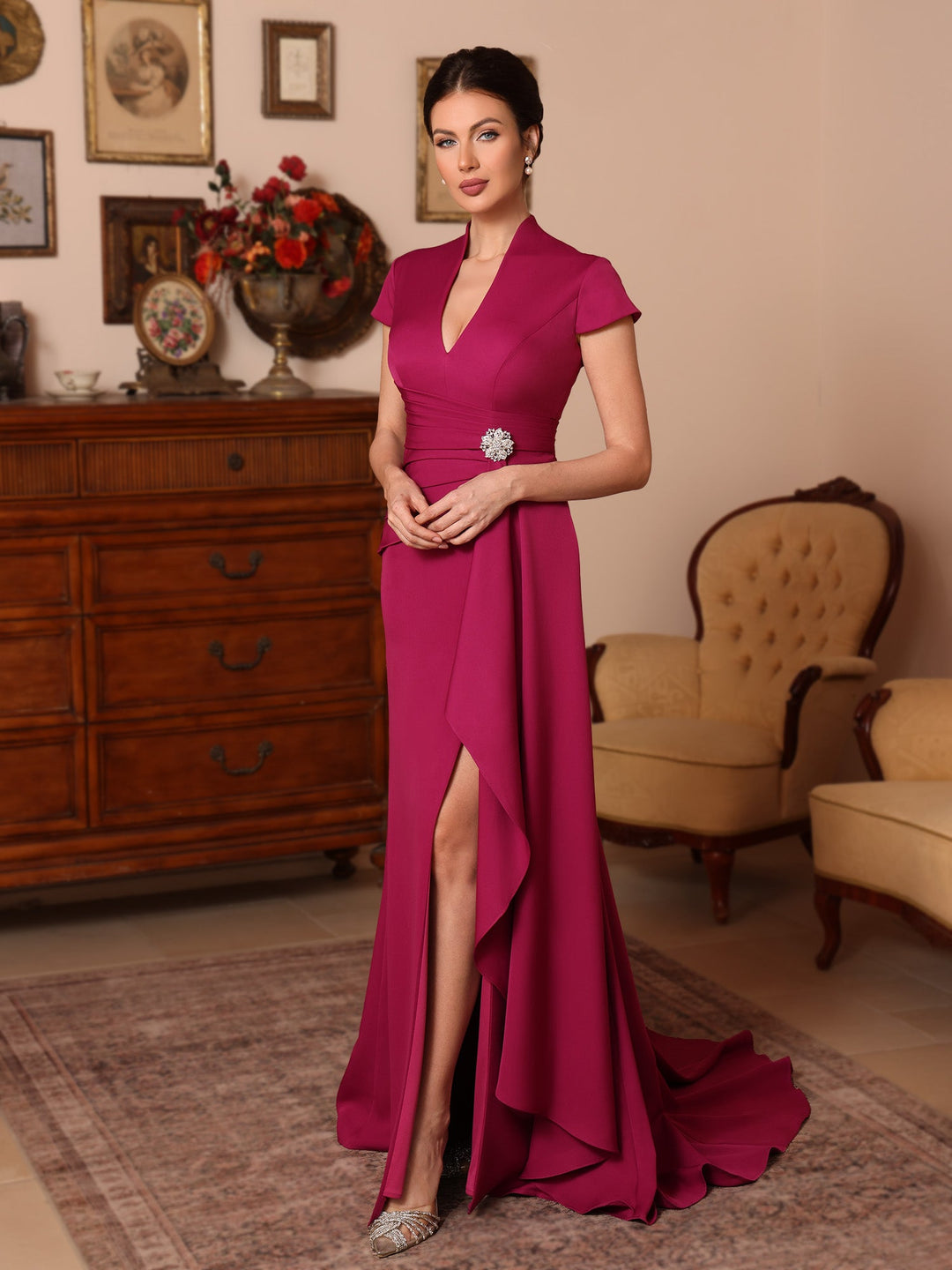 Trompette/Sirène Col en V Satin Extensible Robes Mère de La Mariée Manches Courtes Longueur du Sol Froufrous