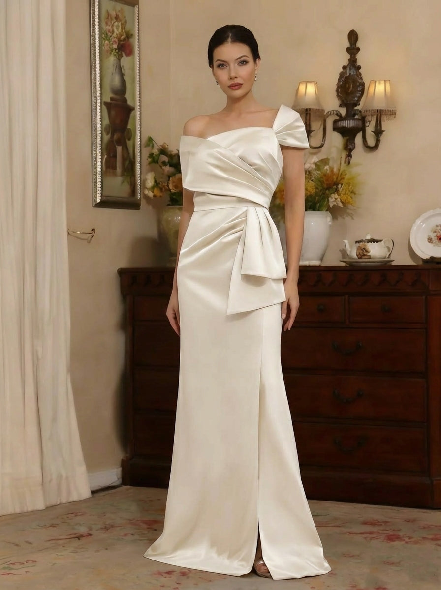 Robe mère de la mariée fourreau satin, manches tombantes, sans manches, longueur sol, fente latérale et drapé