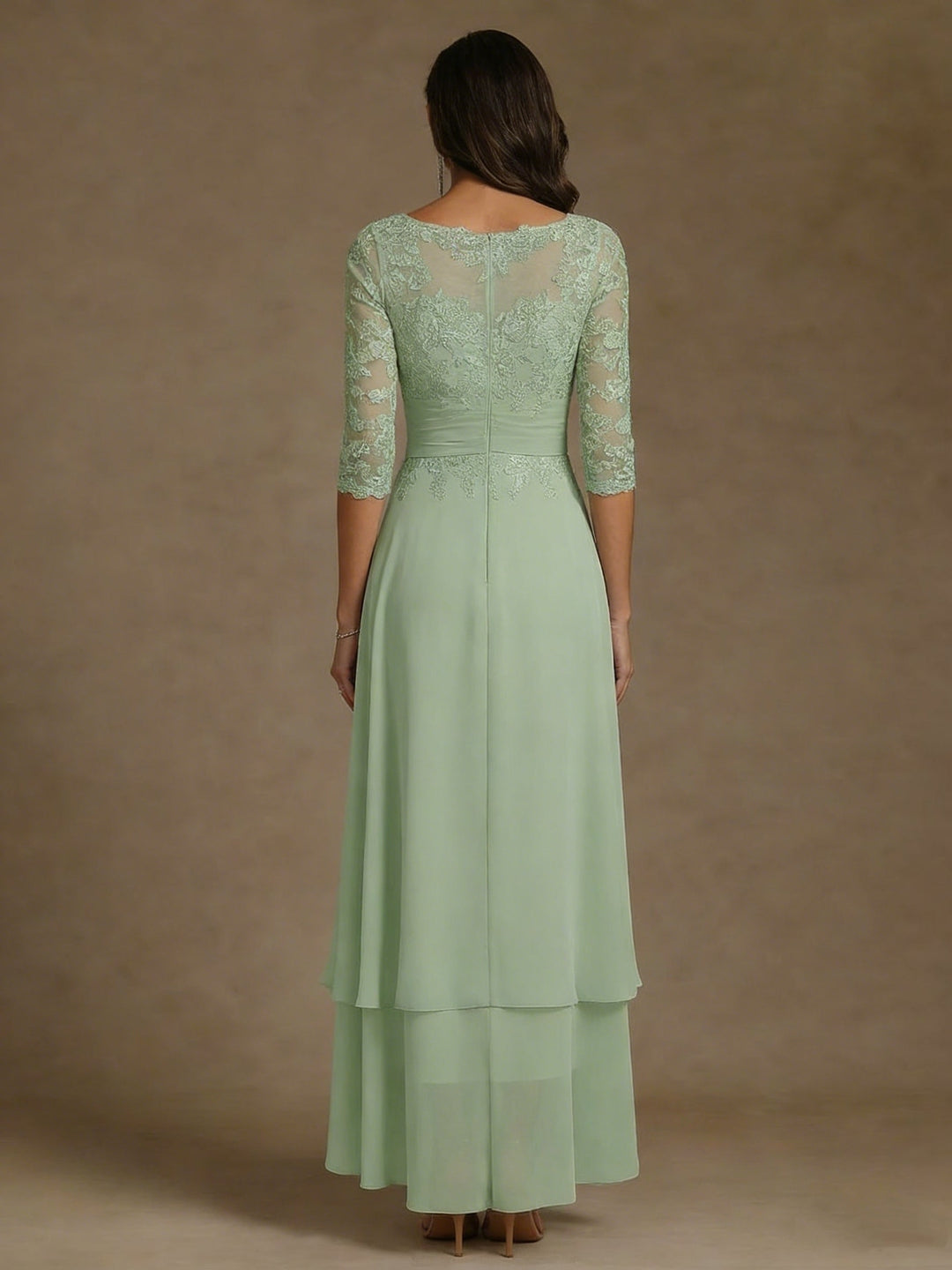 Robe mère de la mariée mousseline ligne A, col rond, manches 3/4, longueur cheville, dentelle et plissé