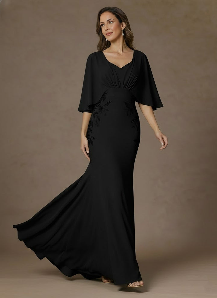 Robe mère de la mariée sirène, satin stretch col V, appliques, manches courtes, longueur sol, drapé