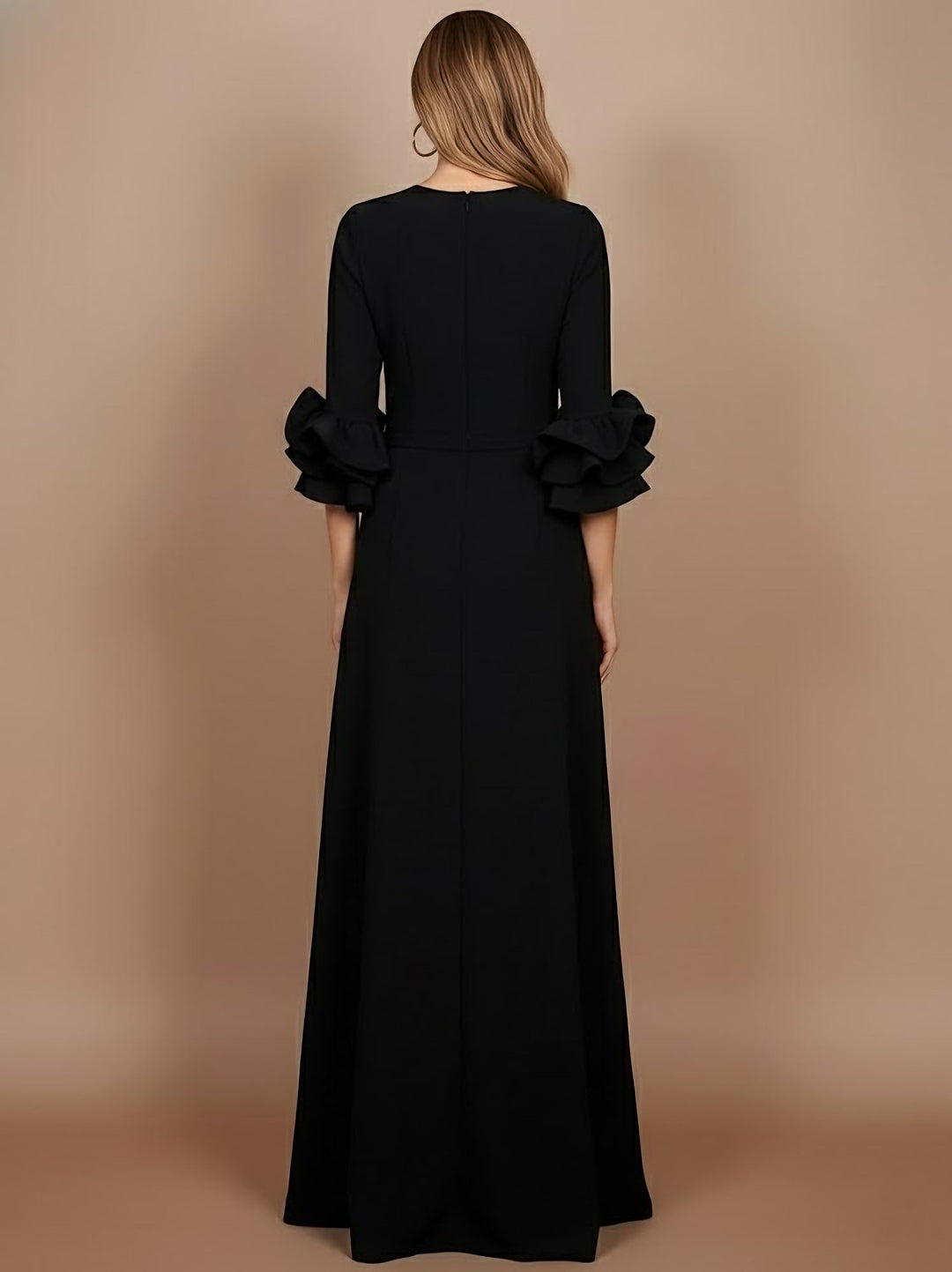 Robe mère de la mariée ligne A, satin stretch col rond, manches 3/4, longueur sol, volants