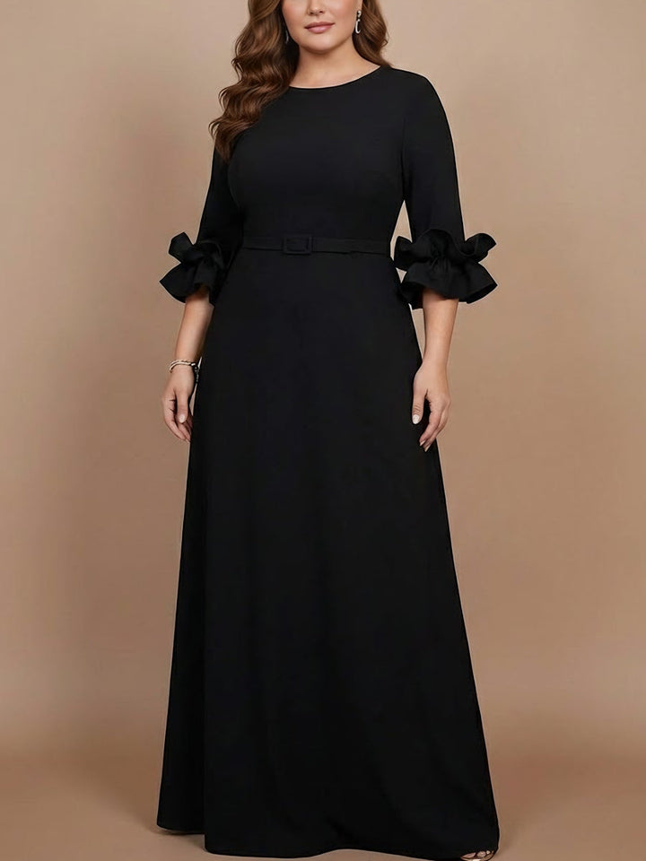 Robe mère de la mariée taille plus ligne A, satin stretch col rond, manches 3/4, longueur sol, volants