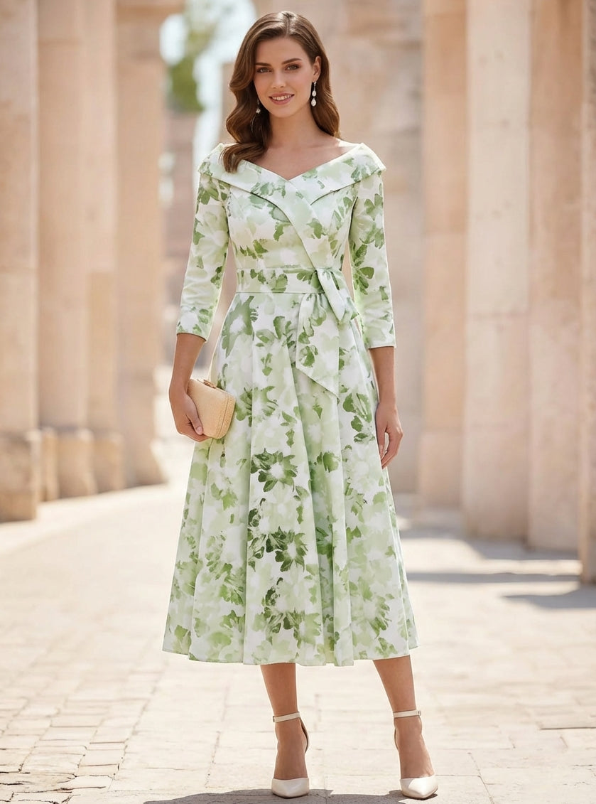 Robe mère de la mariée ligne A, satin imprimé manches tombantes, manches 3/4, imprimé floral, longueur midi