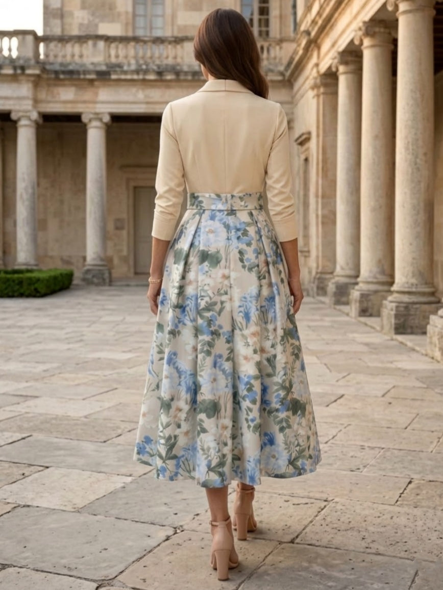 Robe mère de la mariée ligne A, col V, satin imprimé, manches 3/4, imprimé floral, longueur midi