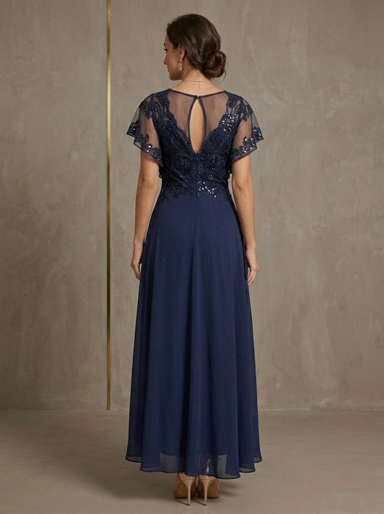 Robe mère de la mariée ligne A, mousseline col V, asymétrique, dentelle, sequins, manches courtes, longueur cheville