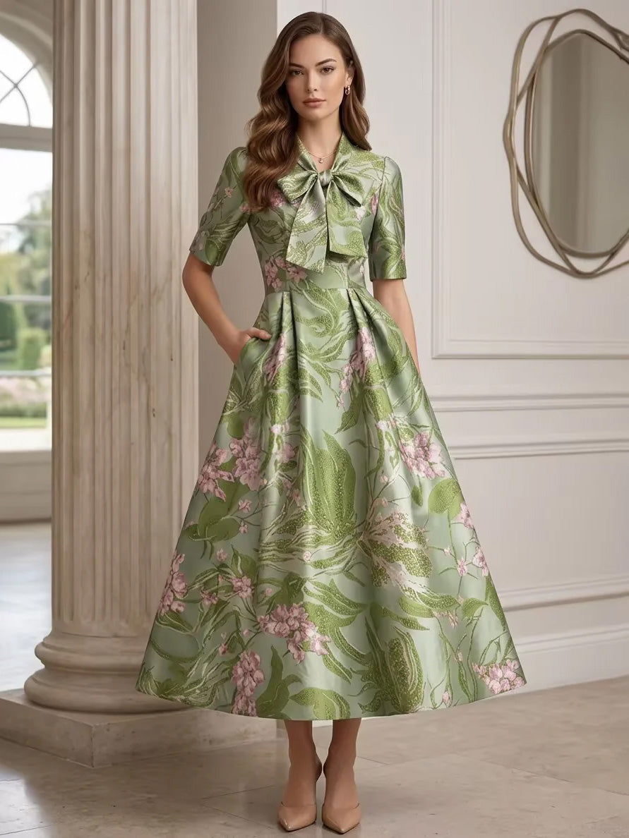 Robe ligne A/princesse, décolleté en V, satin imprimé, pour mère de la mariée, longueur de thé, avec nœud, motif floral, manches mi-longues