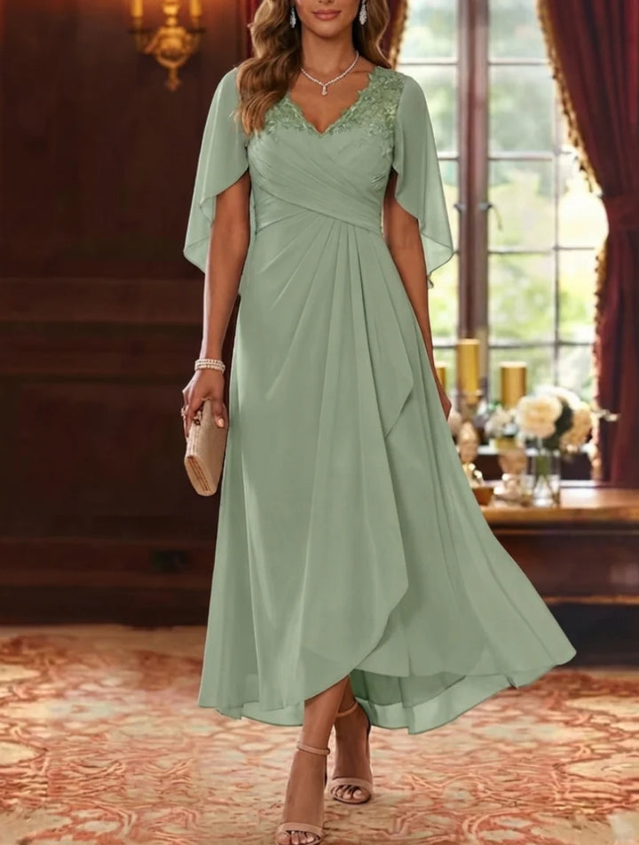 Robe Mère de la Mariée, Ligne A/Princesse, Mousseline, Col en V, Manches Cape, Longueur du Thé, Froncée