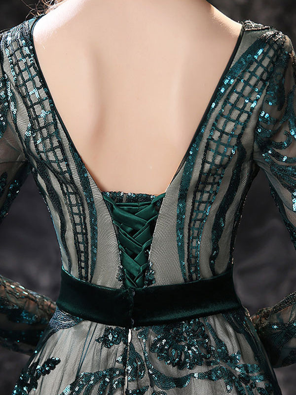 Robe de Soirée Trapèze/Princesse à Encolure Dégagée et Manches Longues avec Traîne et Dentelle