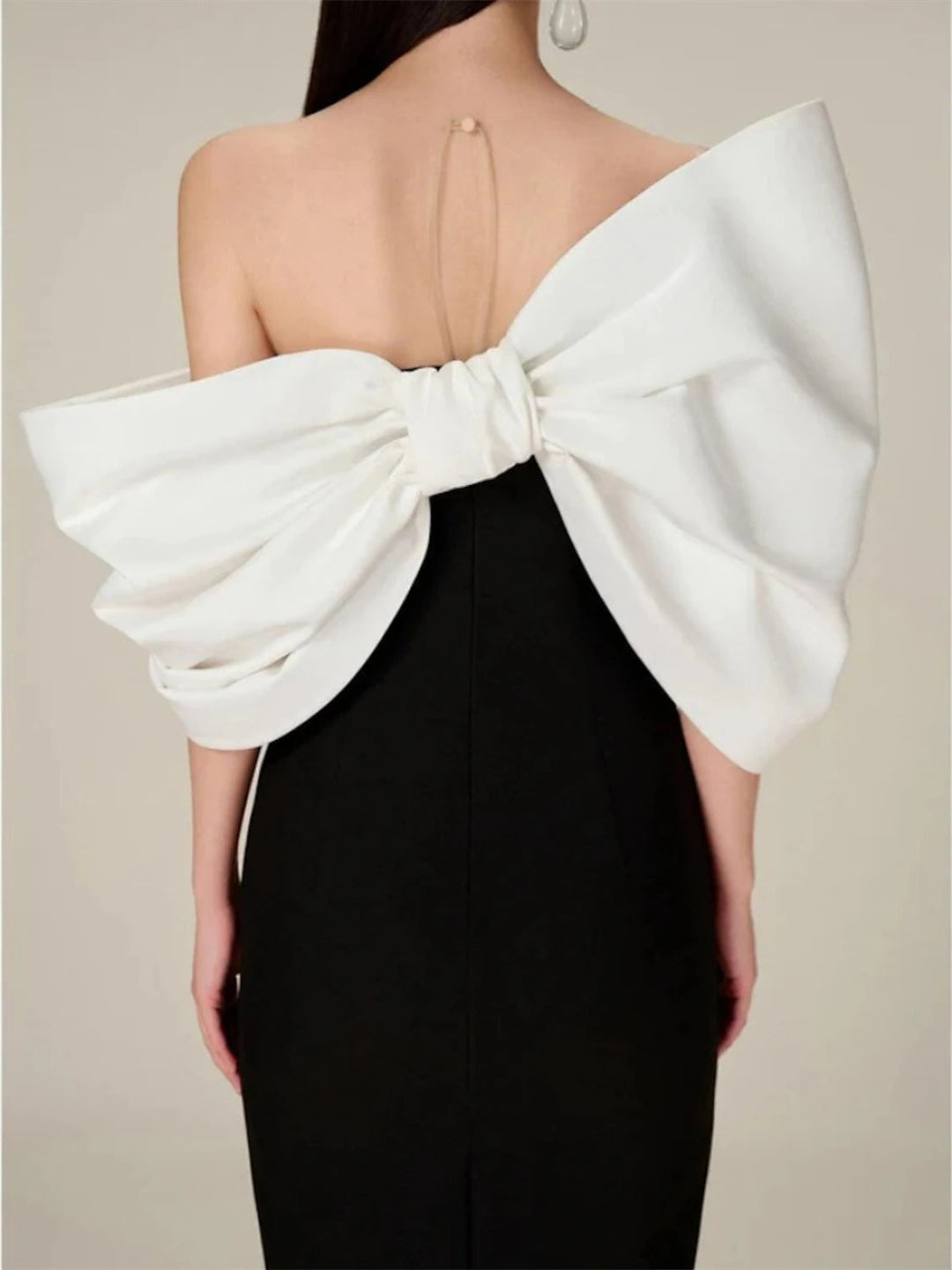 Robe de Soirée Fourreau/Colonne à Manches Mi-Longues et Épaules Dénudées avec Nœud(S)