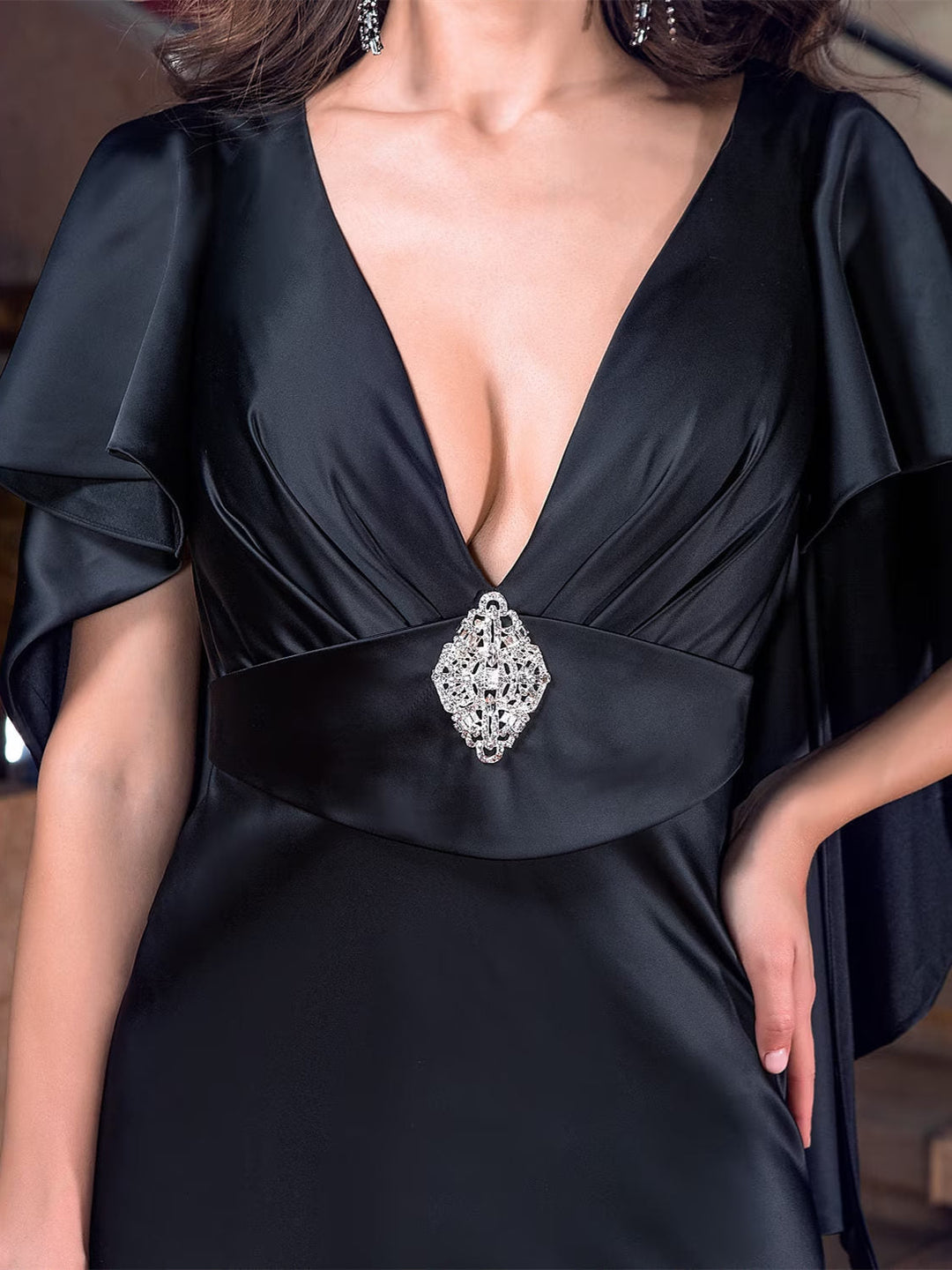 Robe de Soirée Sirène/Trompette à Décolleté Plongeant et Traîne Courte avec Cristaux