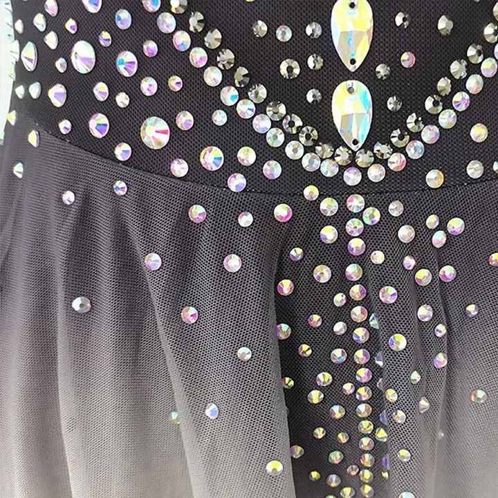 Robe D'Entraînement de Patinage Artistique à Col Montant pour Femmes et Filles, Grise et Scintillante