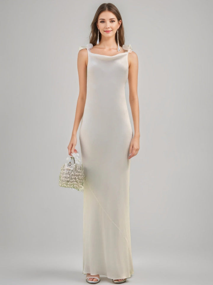 Gaine/Colonne Col bénitier Bretelles Spaghetti Dos Nu La Longueur du Sol Robes de Demoiselle d'Honneur avec Appliques