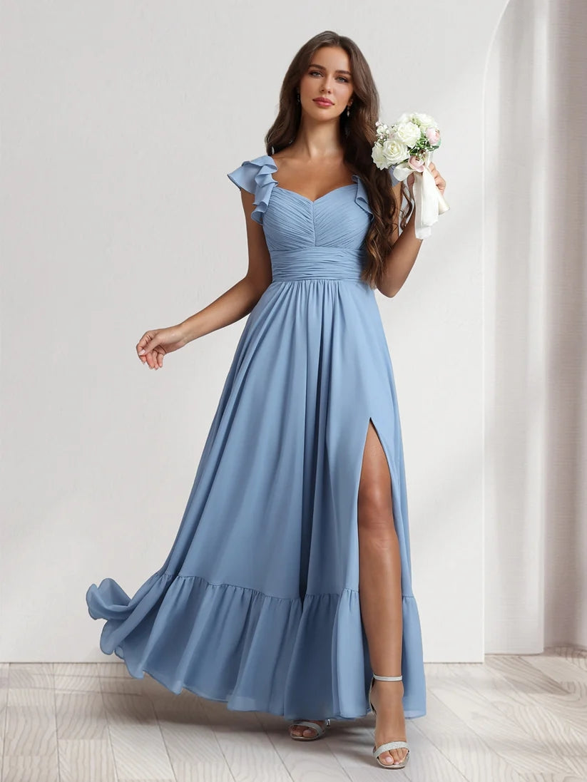 Robe de demoiselle d'honneur longue au sol, épaules dénudées, froncée, volants et fente latérale