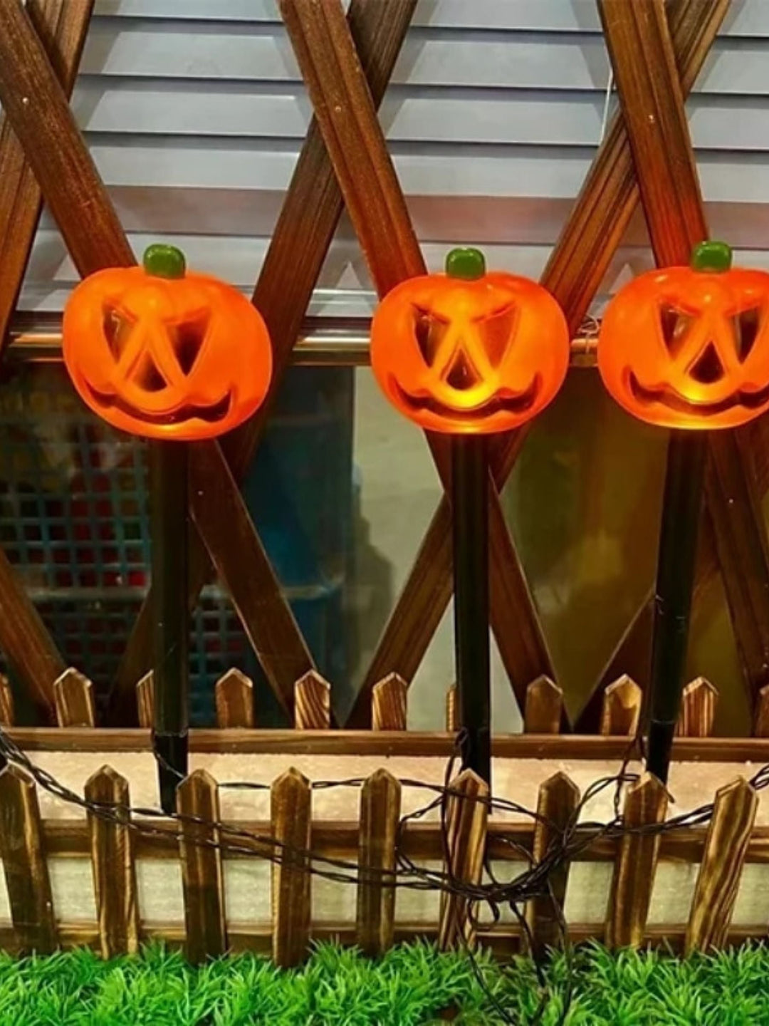 Lanterne Solaire de Décoration D'Horreur avec Tête de Mort et Citrouille pour Halloween