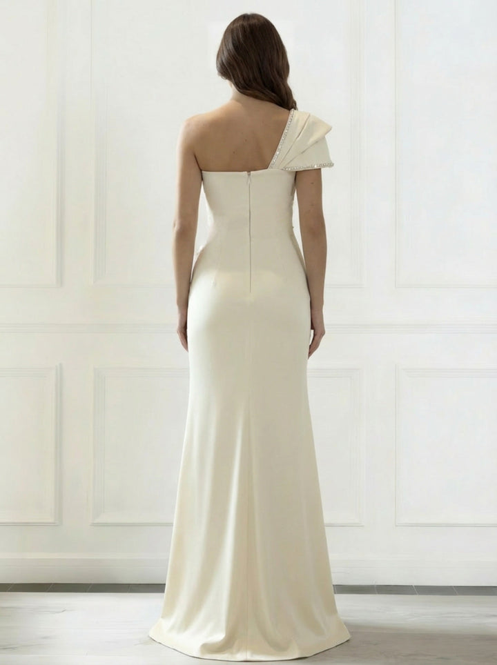 Robe soirée sirène une épaule satin stretch, fente latérale, sans manches sequins, longueur sol