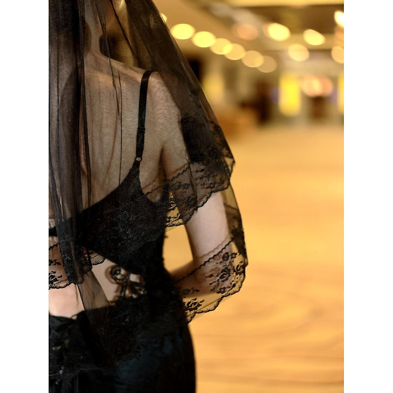 Voiles de Mariée en Dentelle à Deux Niveaux Voiles de Coude avec Broderie