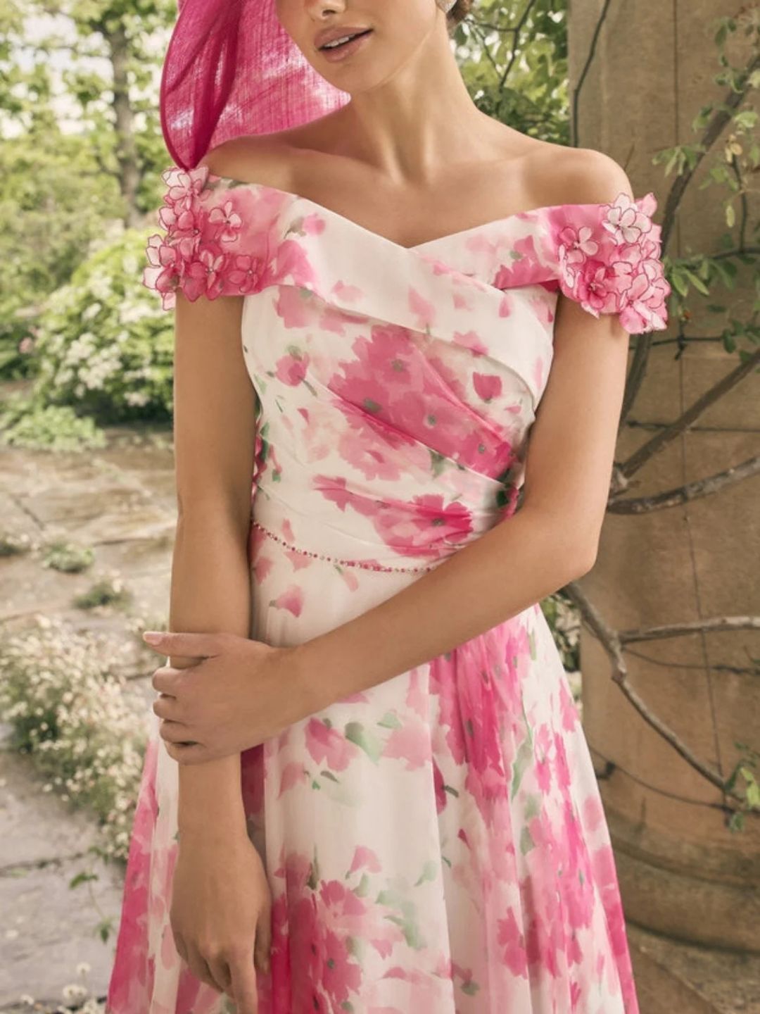 Robe Midi Mère de la Mariée à Ligne A et Hors de l'épaule Florale