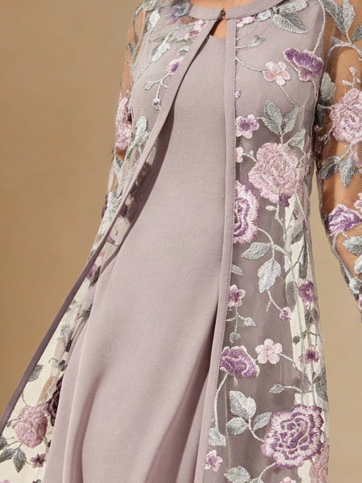 Ensemble 2 pièces mère de la mariée ligne A satin col rond, longueur midi, manches longues, floral, appliques et veste en dentelle