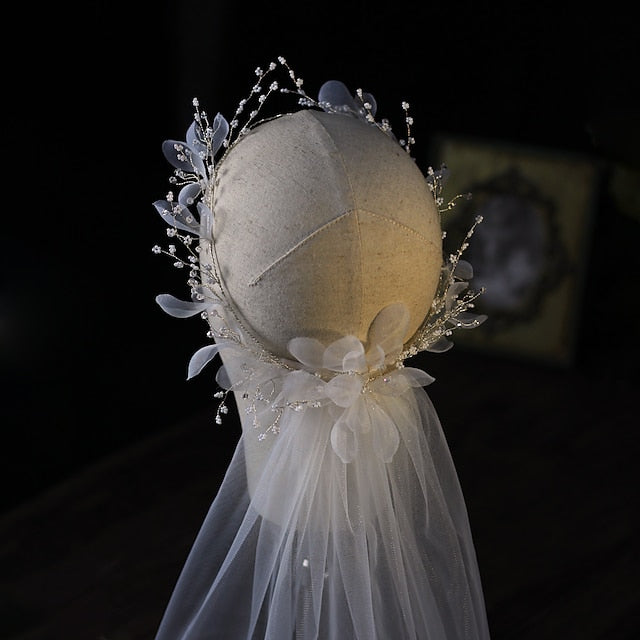 Voiles de Mariage de Style Fleur à Un Niveau Voiles D'Épaule avec Pendentif