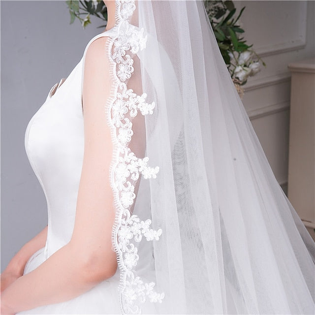 Voiles de Mariée en Dentelle à Un Niveau avec Bordure Appliquée